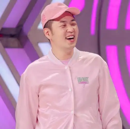 杜海涛主持快乐大本营图片