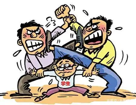 湖南一校长为抢生源化身土匪 称"抢生源的,见人打人见车翻车"