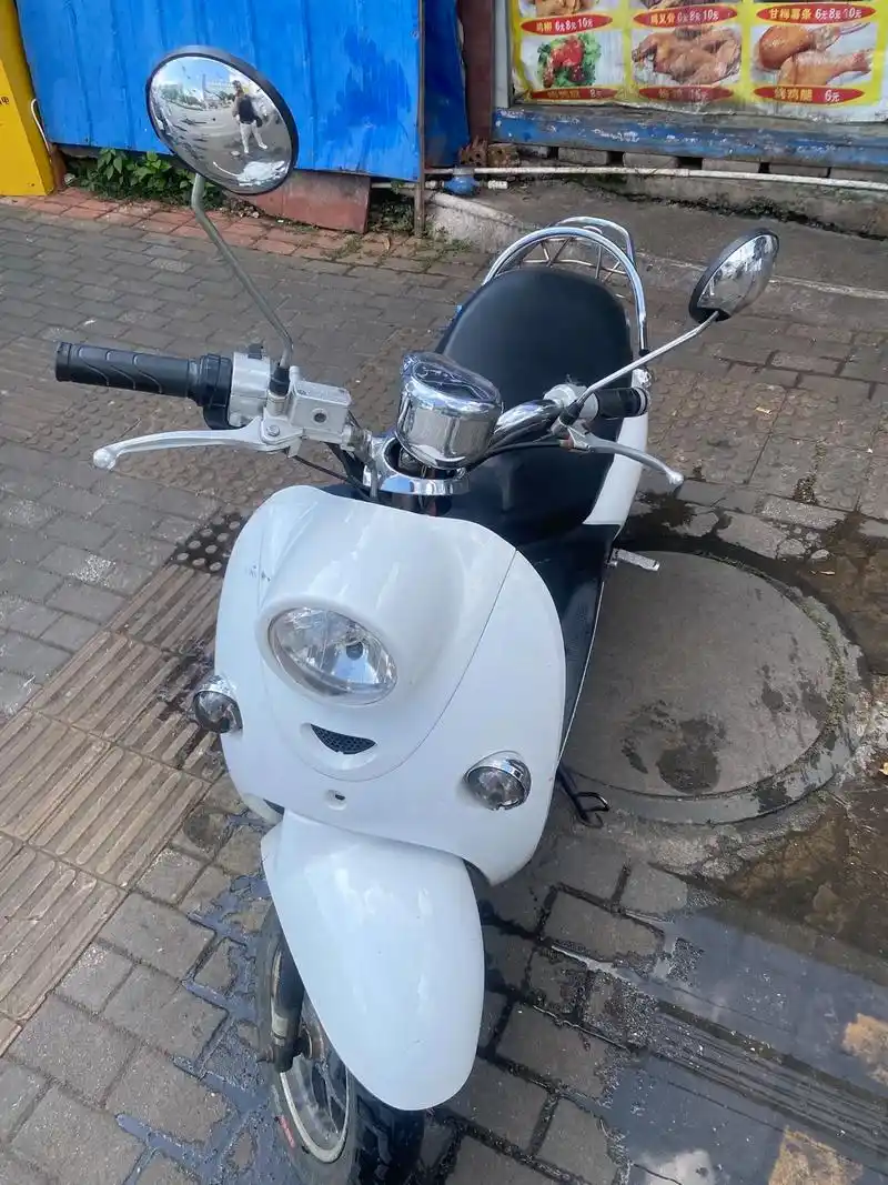 南宁电动车出租.【南宁上班族必备!】挤公交太累?打车太贵?