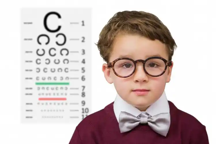 育儿知识如何预防近视保护孩子视力这些对眼睛好的食物记得多吃