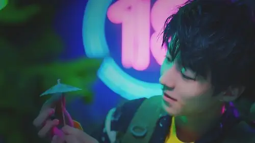 梦幻意境王俊凯成人礼宣传片壁纸_酷帅范儿王俊凯