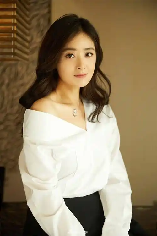 蒋欣与叶祖新分手7年:她未婚却传出绯闻,他与张佳宁佳期将近_首都北京