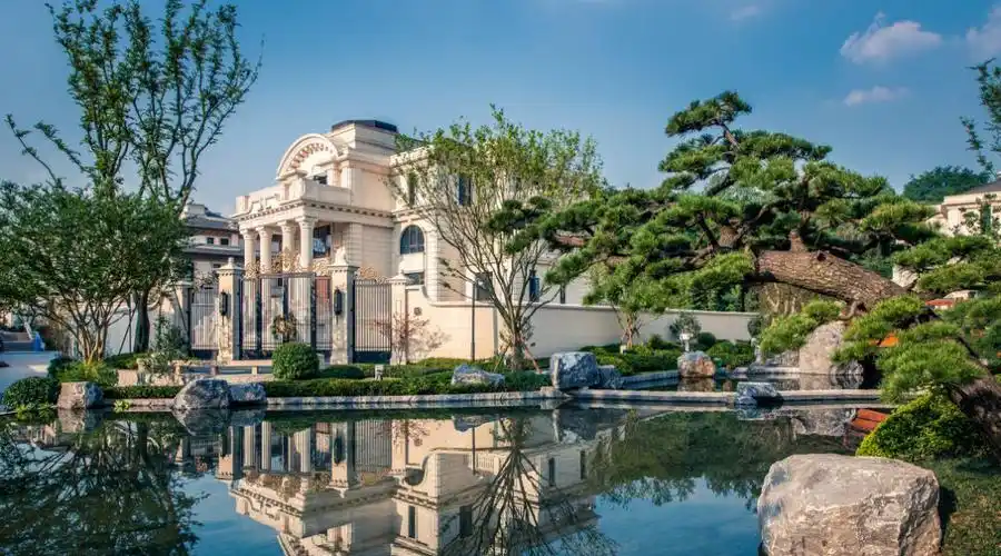 龙湖别墅巡礼丨中国别墅专家,造极层峰人生-贵阳诸葛找房