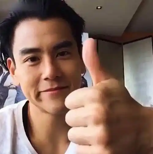 彭于晏得罪女大佬被封杀?曾向洪金宝磕头邀宠,为换前程不惜"出卖肉体"