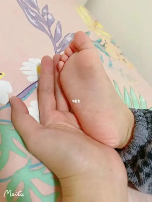 喜欢闻儿子小臭脚丫的味道很上头