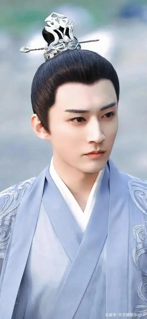 《琉璃》 刘学义 饰 昊辰 柏麟帝君 2020年