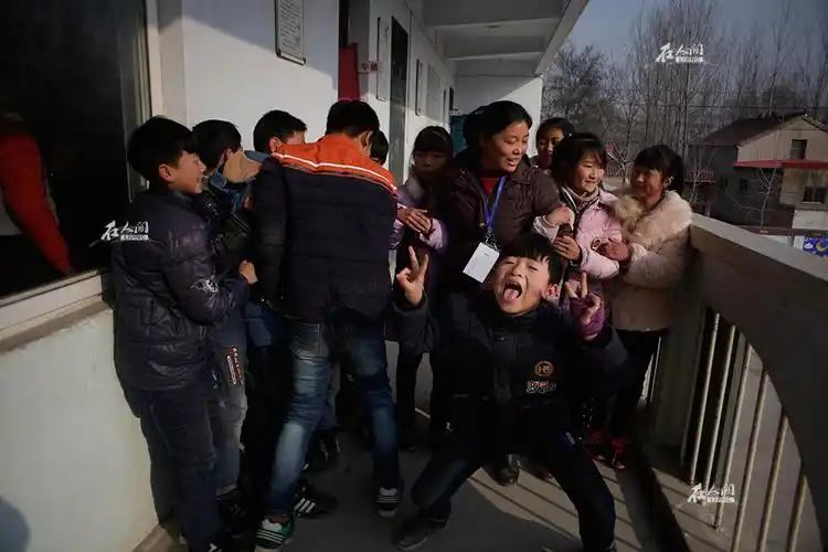 图为2017年2月,下课间隙,美1000_667