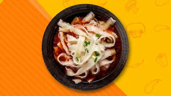 替换草莓甜品美团招牌菜设计使用模板简约背景替换盘子美团招牌菜设计