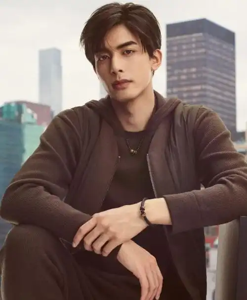 宋威龙才是95生颜值和实绩top!到底什么原因,让于正不愿捧他?