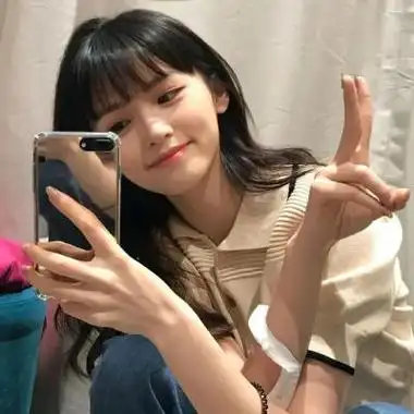 很俏皮很甜简单气质女生头像 可爱又很甜高颜值的女生头像_女生头像