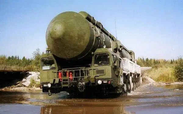 我国最强核导弹东风41威力多大?射程达到14000公里,指哪打哪!