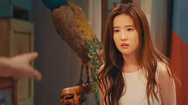 二代妖精:美女为证明狐狸精身份,讲述儿时回忆,没想全都对上了-影视综