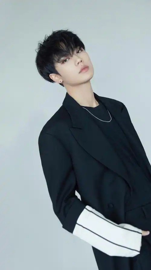 林彦俊帅气写真手机壁纸