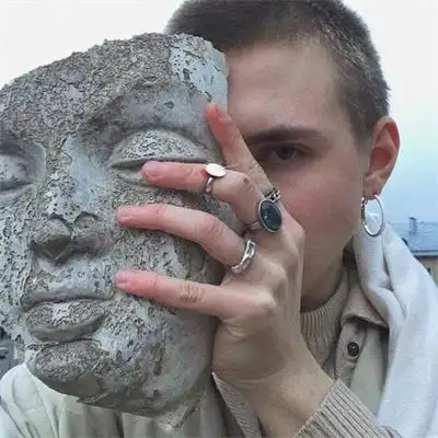 搞怪又不失帅气的个性男生头像图片 高质量小众独一无二微信男头_男生