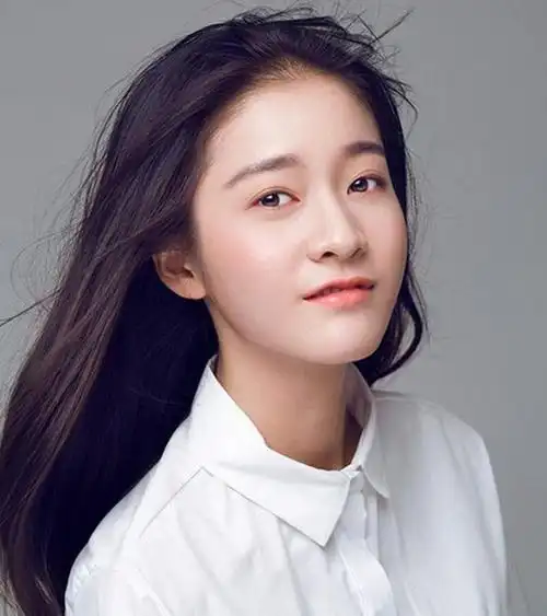 张雪迎姐姐怼粉上热搜家庭小作坊对艺人的伤害有多大