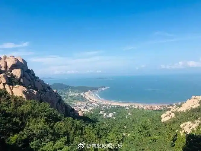 进崂山堵车近5公里,海边"下饺子"…青岛这些地方热闹了