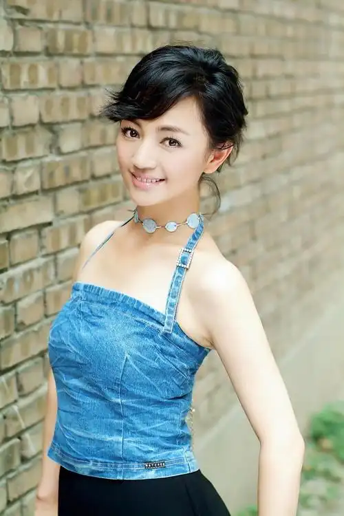 当红女星罗海琼幸福妈妈和优秀演员一个都不能少