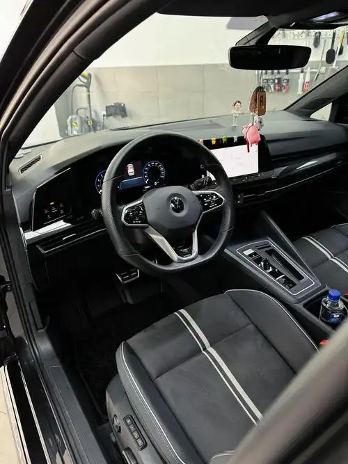 门店实拍|大众高尔夫8