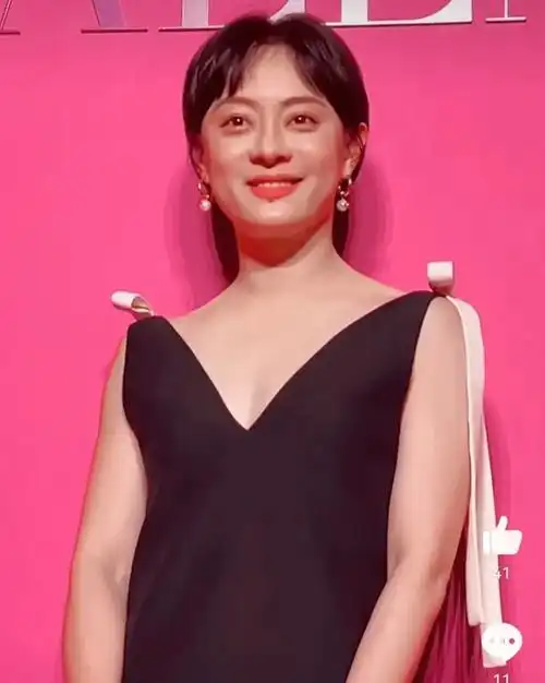 孙俪只养生不医美,真实自然的衰老就是这样,皮肤粗糙皱纹横生!