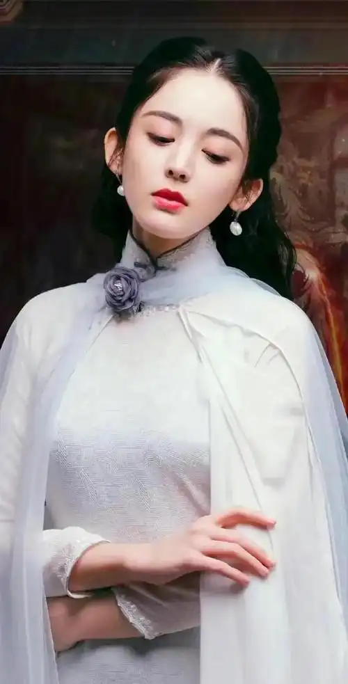 娜扎旗袍装真漂亮|古力娜扎_网易订阅