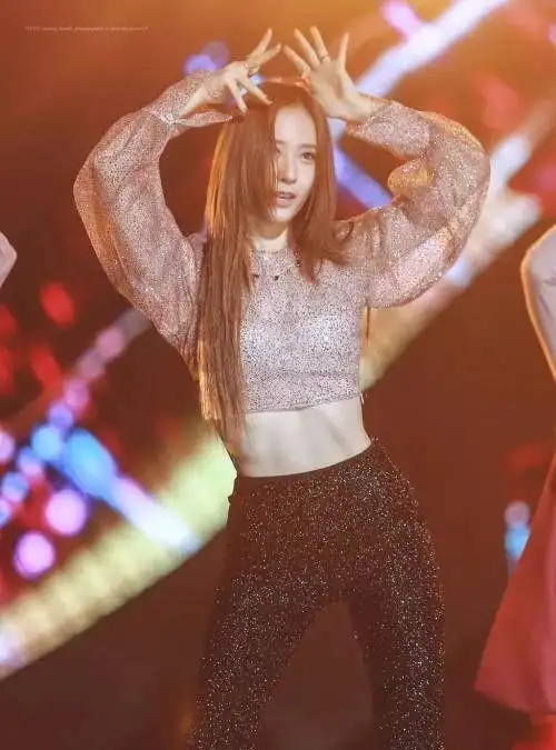 这些女明星的腹肌男明星看到都要甘拜下风