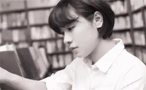 寒门才女张培祥:24岁芳年早逝,北大为她办葬礼,撒贝宁致悼词