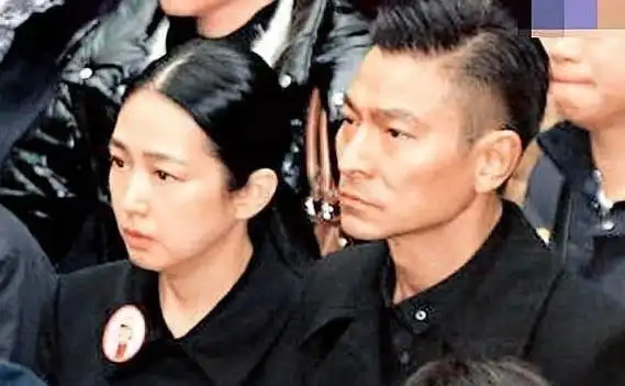 少女时期的朱丽倩美到令人挪不开视线难怪被天王刘德华宠30年