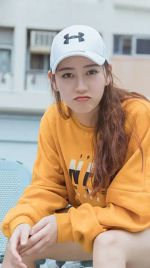 爱篮球的女孩也爱嘟嘟嘴萌萌哒