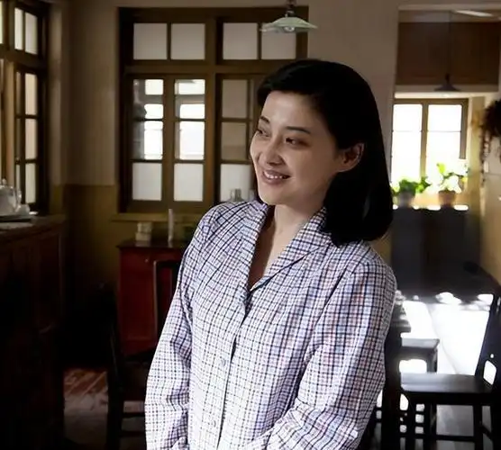 不演少女不走流行,这6位鹤立鸡群的女演员,真的"不识时务"吗|梅婷