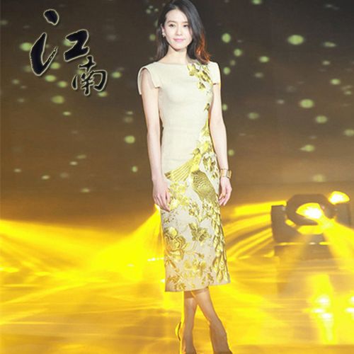 刘诗诗同款连衣裙明星同款凤凰衣服百鸟朝凤刺绣礼服长裙女旗袍