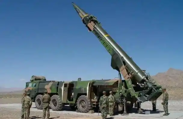 尤其随着东风41洲际弹道导弹的成功研发,这一壮举无疑为我国的战略