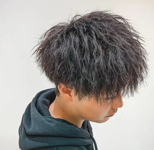 渣男锡纸烫发型推荐