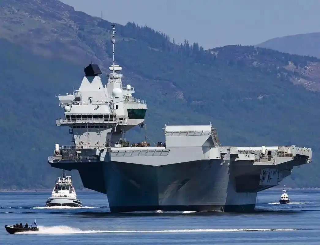qbnews:图一:英国伊丽莎白女王级航空母舰伊丽莎白女王号 - 抖音
