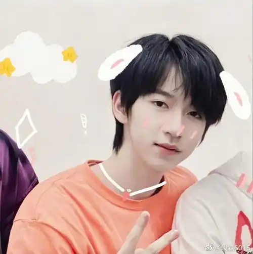 贺峻霖2021,爱霖如一