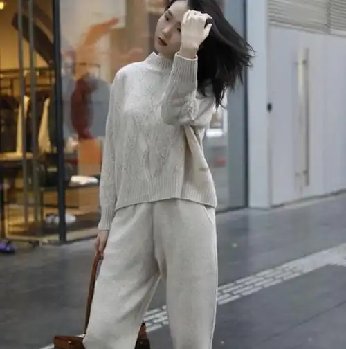 女士萝卜裤穿搭技巧萝卜裤配什么上衣好看