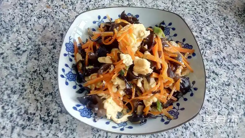炒鸡蛋木耳胡萝卜