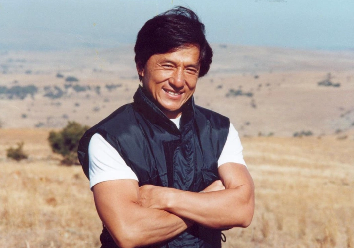 硬汉到底有多硬!媒体罗列成龙受伤经历,一张图让人汗毛倒竖