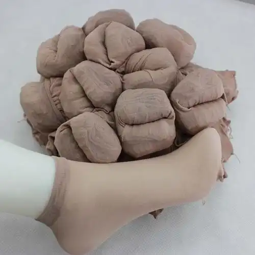 水晶丝是最薄最透明的丝袜)需要天鹅绒小辣椒款短丝袜请点击以下链接