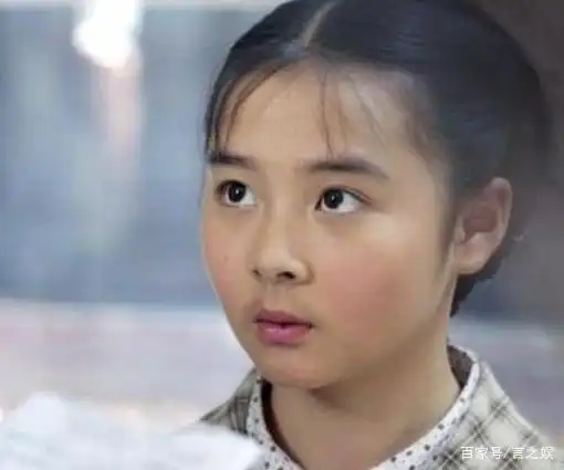 国民闺女杨晓丽:恋过释小龙红过关晓彤,当红隐退今复出惊艳四座