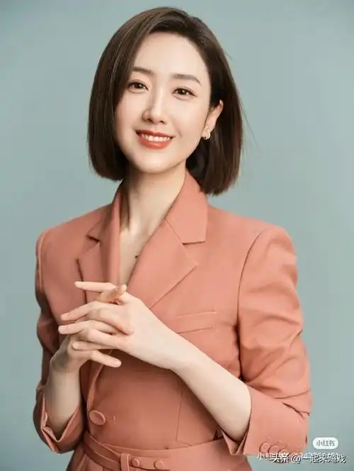 央视主持人王嘉宁被誉为董卿接班人