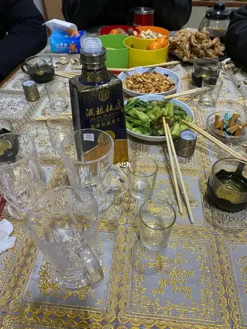 跟老家人喝酒,真是喝酒喝不过,玩也玩不过,怪不得别人都说南阳人能