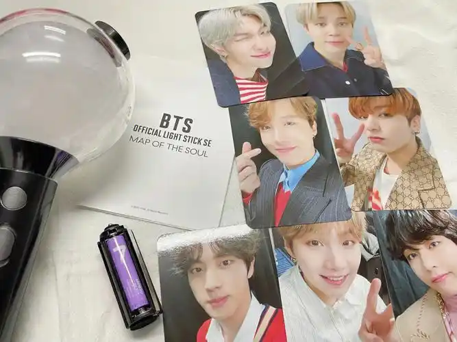 阿米棒就该配紫色的电池,真的好配#阿米  #防弹少年团  #bts  #应援棒