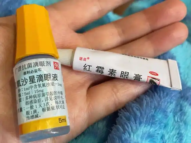 猫咪眼睛发炎我选它家中必备的平价药品