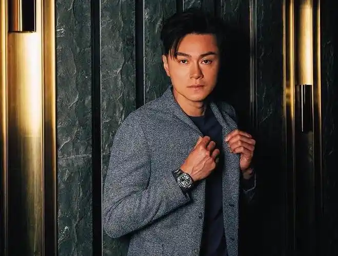 又走一个!tvb知名男星黄浩然承认离巢,已签约古天乐经纪公司
