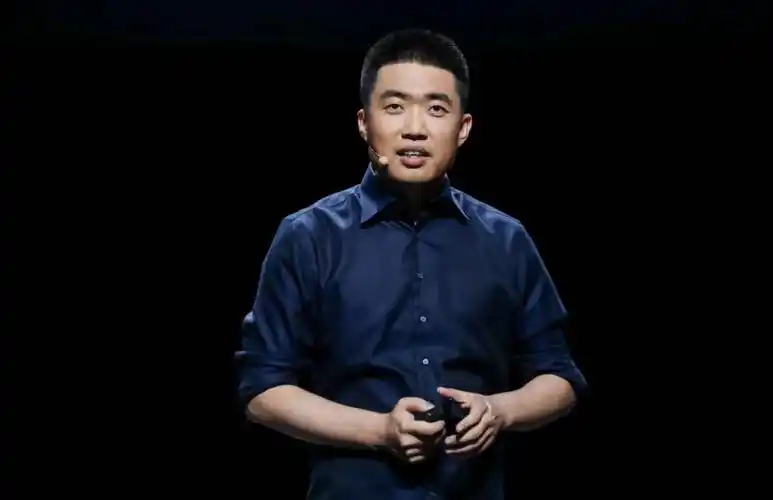 理想汽车ceo李想:对需要援助支持的中小零件供应商,要果断行动