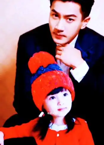 最好奶爸#刘恺威 #杨幂 分开后一同参加活动,虽早己分开许久,但两人却