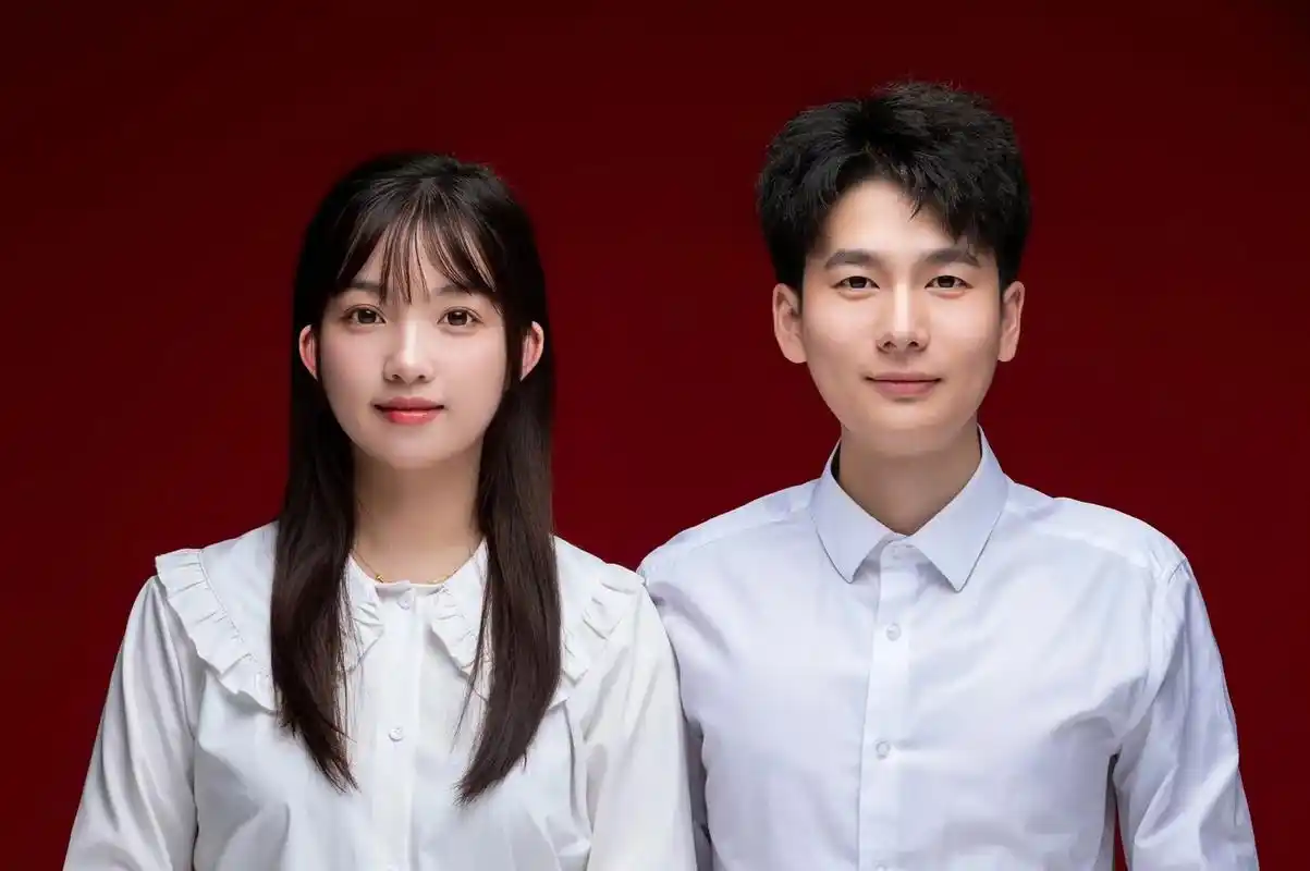 红底白衫9969781569936998.