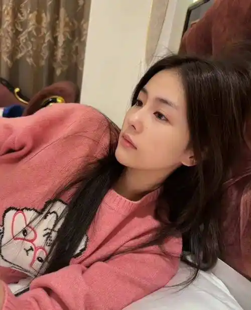 女性素颜照谁最美?杜淳我老婆素颜第一美!_阿娇_化妆_美女