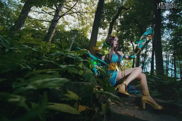 王者荣耀虞姬森之风灵cosplay好颜美腿