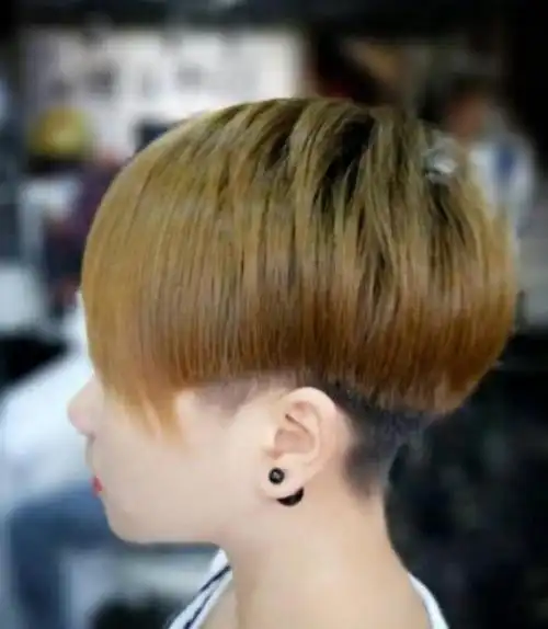 2019流行「剃耳边」短发17款,适合各年龄段女性